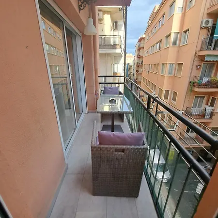 Modern 2 Bedroom Corner Unit In The Heart Of Alicante